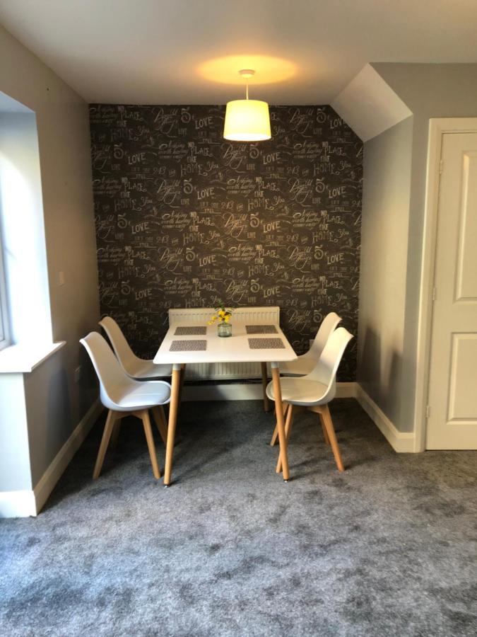 Hill House - 5 Mins Merry Hill - Perfect For Contractors & Families Brierley Hill Exteriör bild